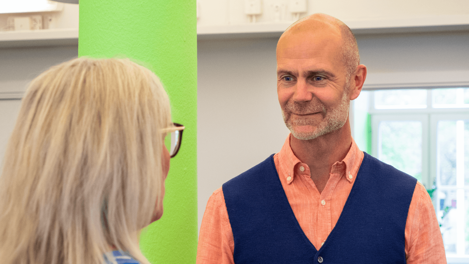 Minska det mentala avståndet vid distansarbete – och bli en bättre ledare