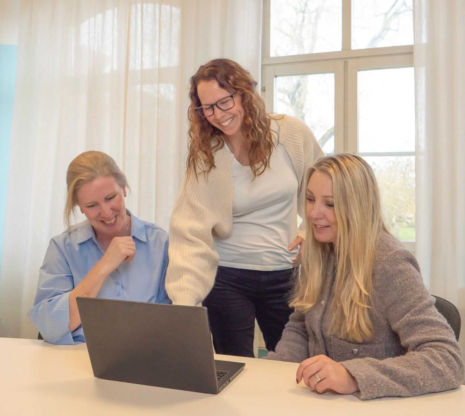 Kund som arbetar med Lime